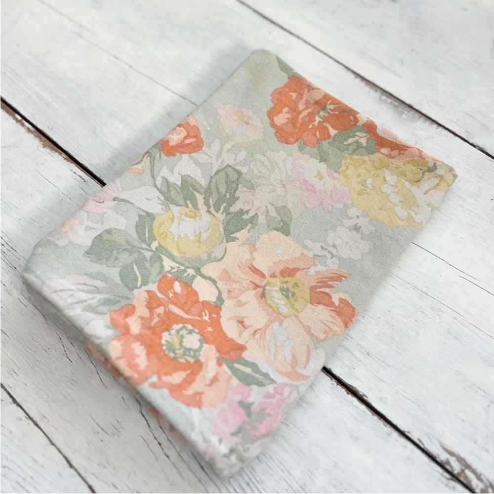 1 Pottery Barn ELORA FLORAL PRINT PILLOW COVER 24" Linen Neutral Orange Green PB - Picture 4 of 8